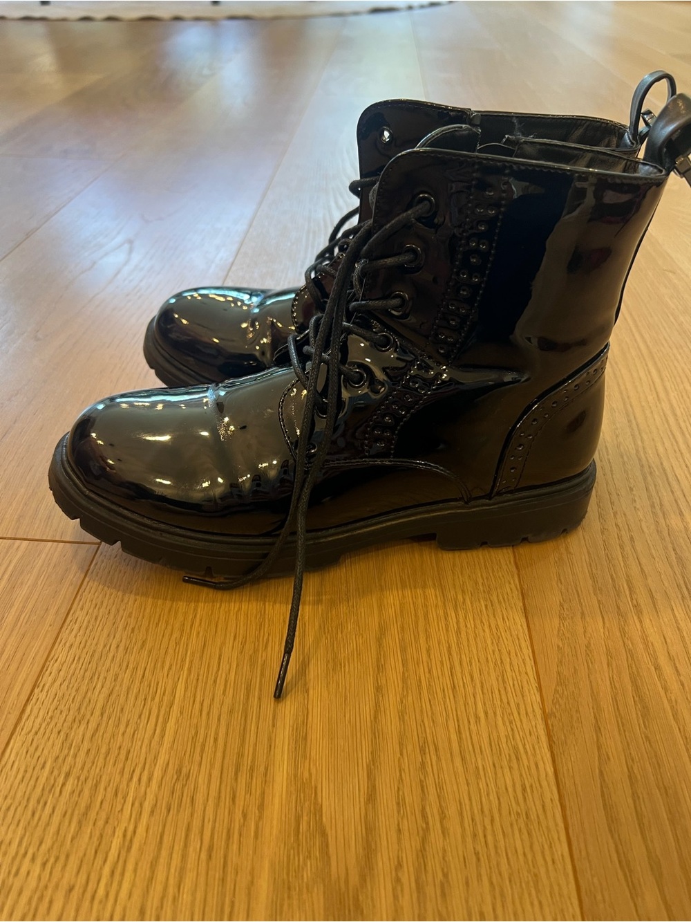 Dream Pairs Black Patent Lace-Up Kids Combat Boots